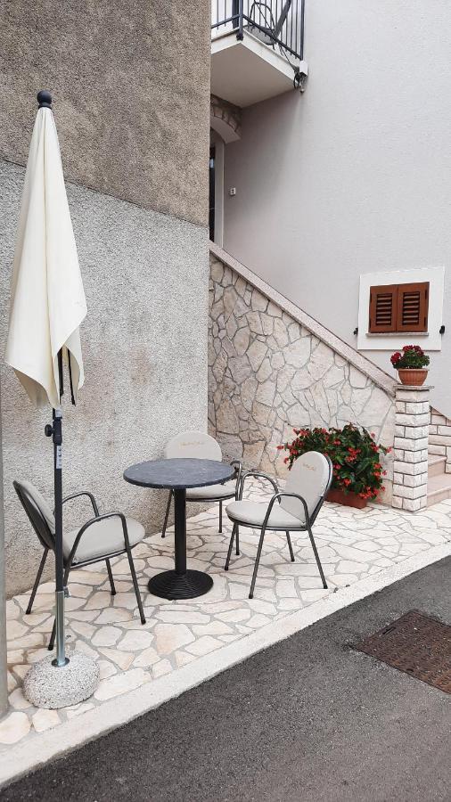 Apartmani Muzic Orlec Exterior photo