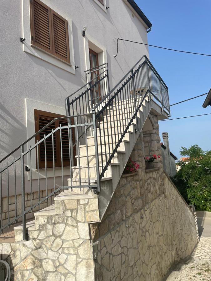 Apartmani Muzic Orlec Exterior photo